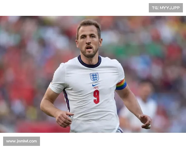 凯恩为何决定加入英格兰国家队及其历史背景与意义分析